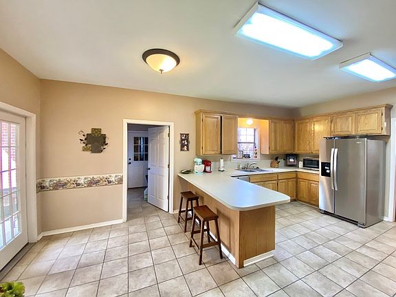 5th image of 1604 Woodland Dr
