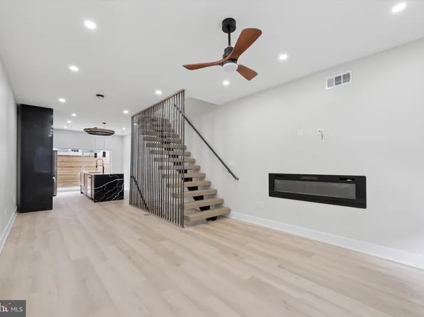 2230 Kimball St, Philadelphia, PA 19146