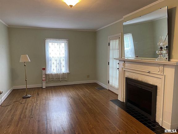 4th image of 2609 W Moss Ave