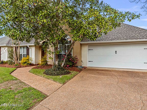 2nd image of 343 Avalon Way