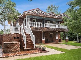 28509 Lake Dr N, Lacombe, LA 70445