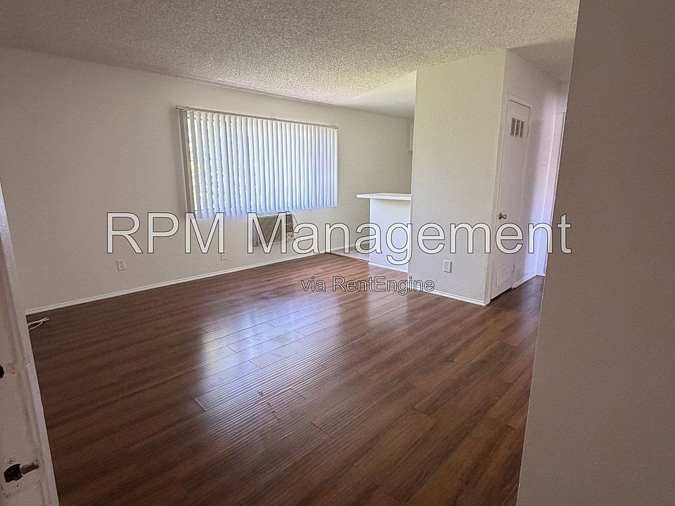 1st image of 6920 Simpson Ave APT 6