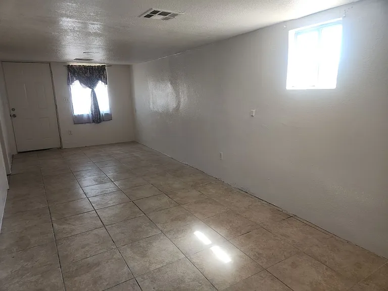 903 W Yuma St — Photo 4