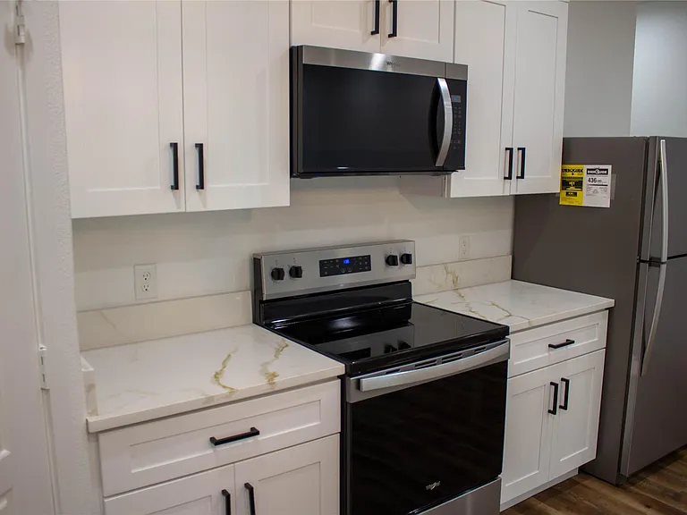 106 Runnels St #B — Photo 4