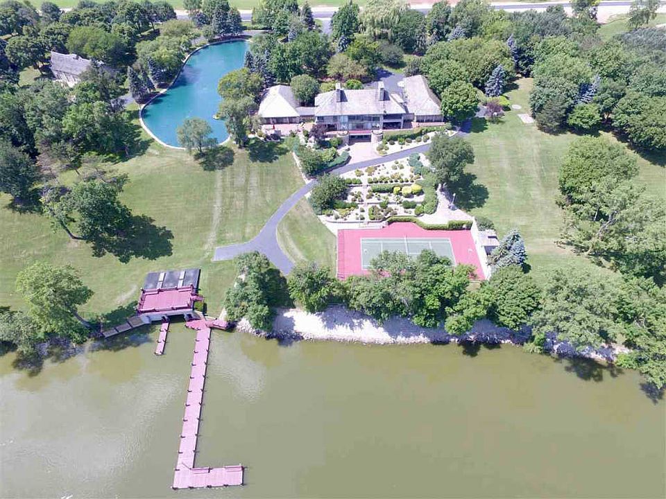 3687 Lost Dauphin Rd, De Pere, WI 54115 Zillow