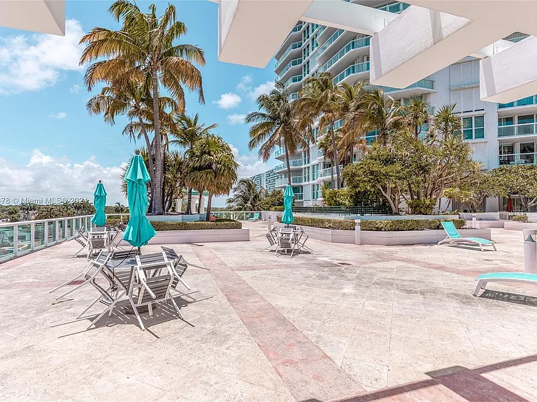 16500 Collins Ave #655 — Photo 28