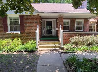 407 S Front St, Chesaning, MI 48616