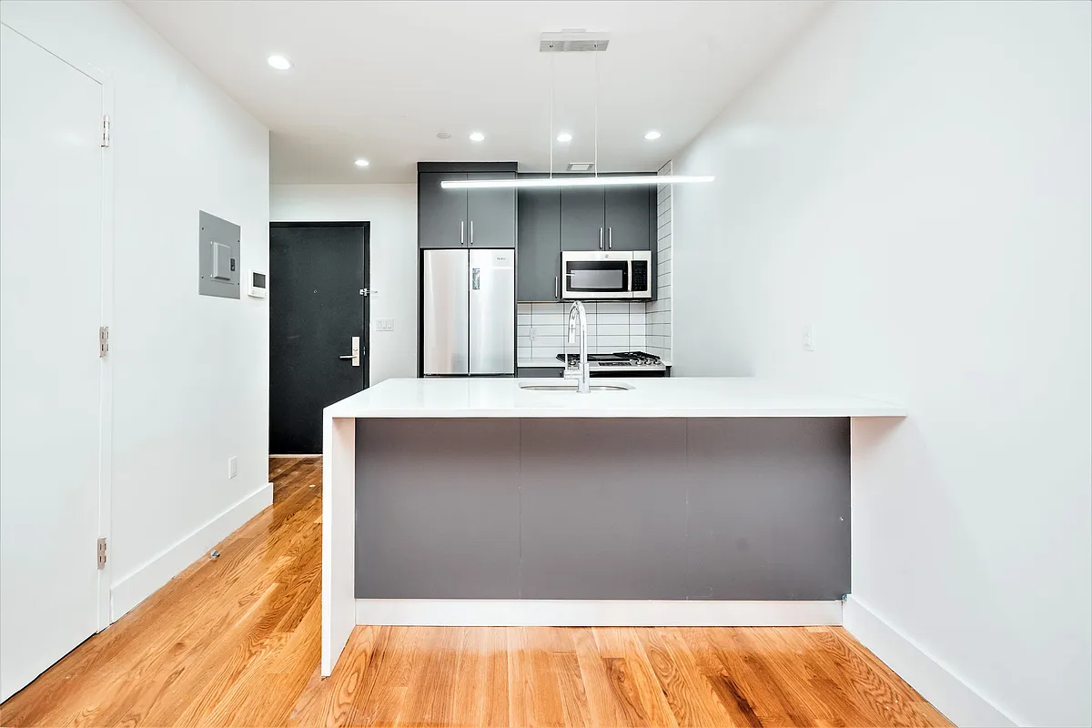 Building Photo - 1247 Atlantic Ave #402