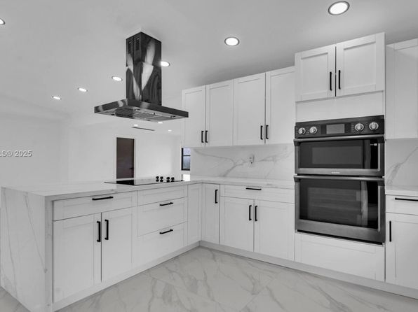 2413 Gulfstream Ln