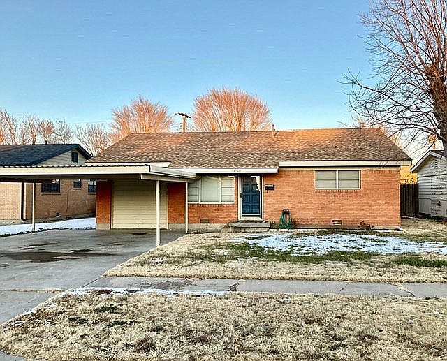 2109 Grinnell Dr Perryton Tx 79070 Zillow