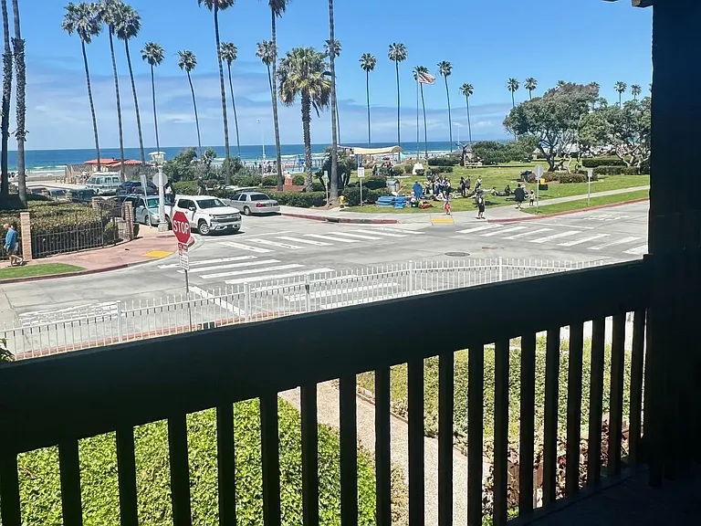 8151 Camino Del Oro — Photo 5