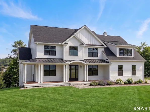 4 Vona Way, Newtown, CT 06470