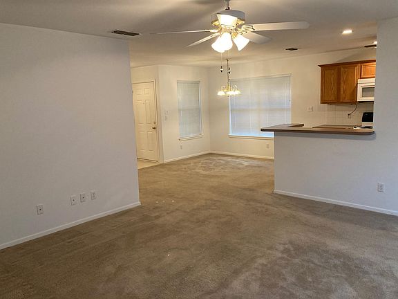 2nd image of 1125 Woodlands Park Dr