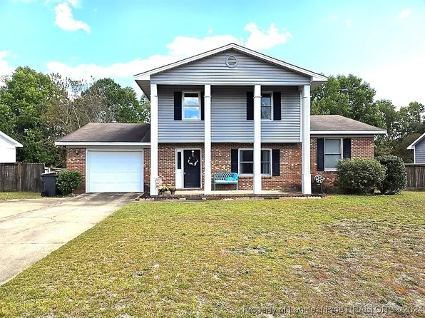 6878 Baystone Rd, Fayetteville, NC 28314