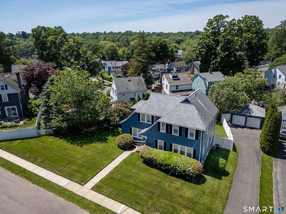 1st image of 180 Rockland Road