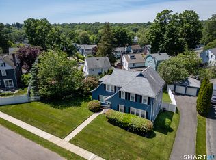 180 Rockland Rd, Fairfield, CT 06825