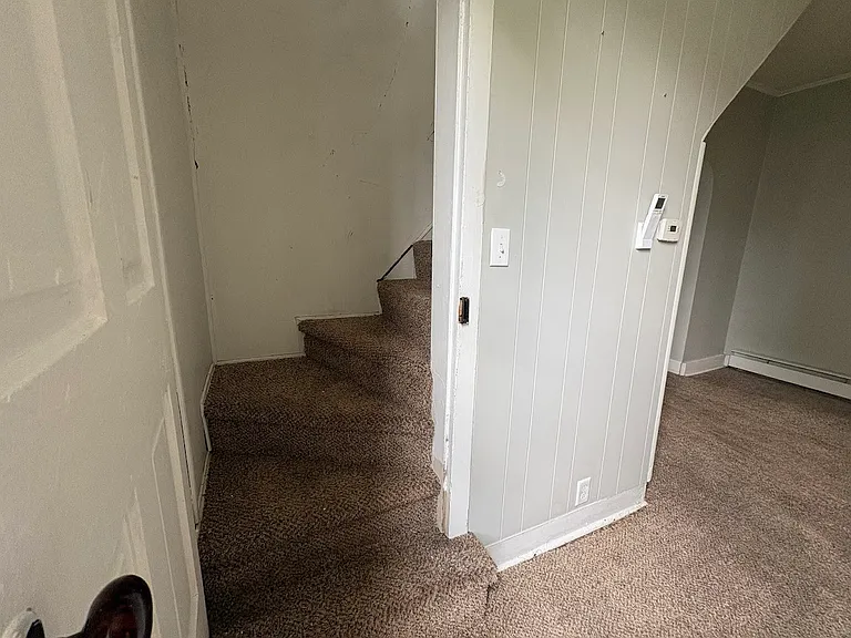 307 W South St — Photo 8