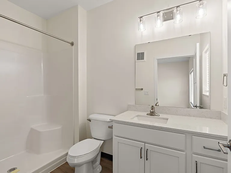Manor Heights Townhome — Photo 43