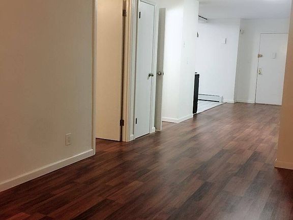 3rd image of 59-23 Xenia Floor 1