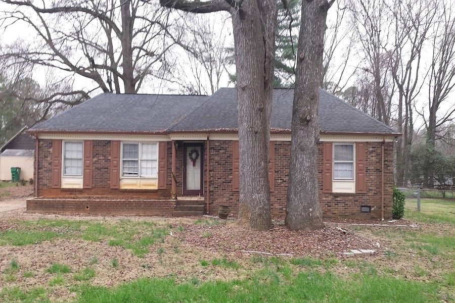 1st image of 5346 Mock Robin Ln