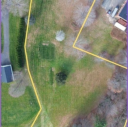 2nd image of 8 E State St