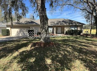 34008 Valencia Dr, Leesburg, FL 34788
