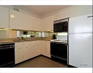 5th image of 2400 N Lakeview Ave APT 1702