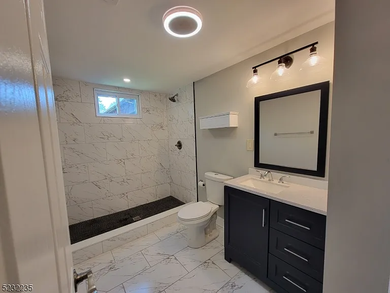 223 Halsey Rd #3 — Photo 18