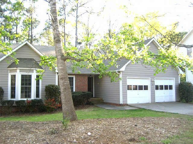 1st image of 471 Hunters Glen Ct