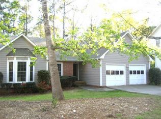 471 Hunters Glen Ct, Lawrenceville, GA 30044