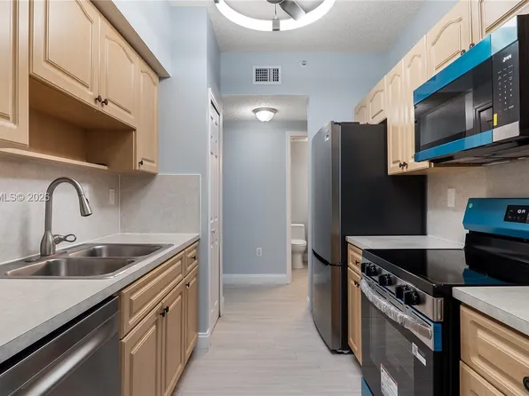 7085 Nova Dr APT 105, Fort Lauderdale, FL 33317