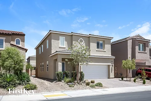 102 Secret Mountain Ave Photo 1