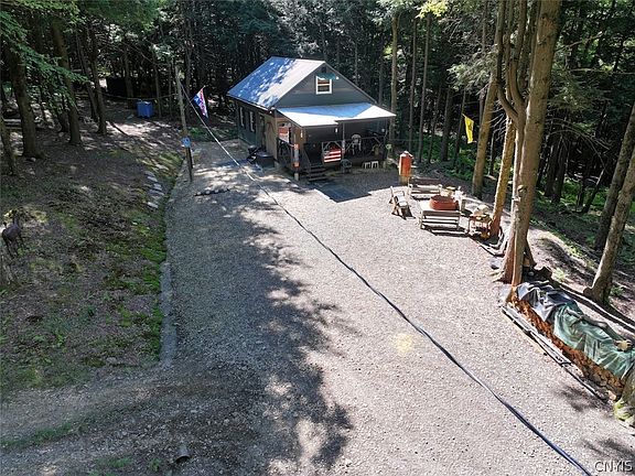 3rd image of 1209 Little Loop Rd