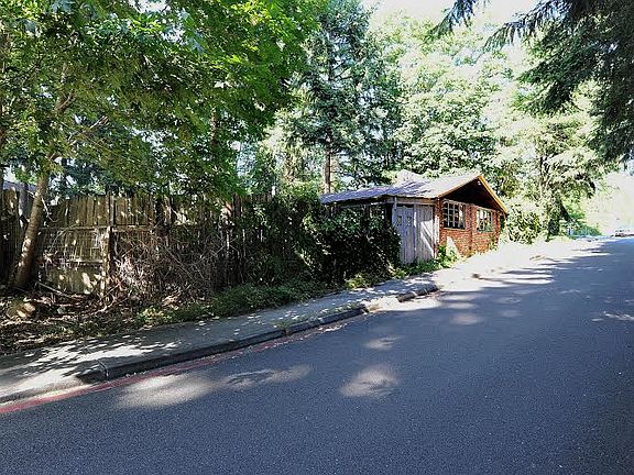 3rd image of 1457 156th Ave NE