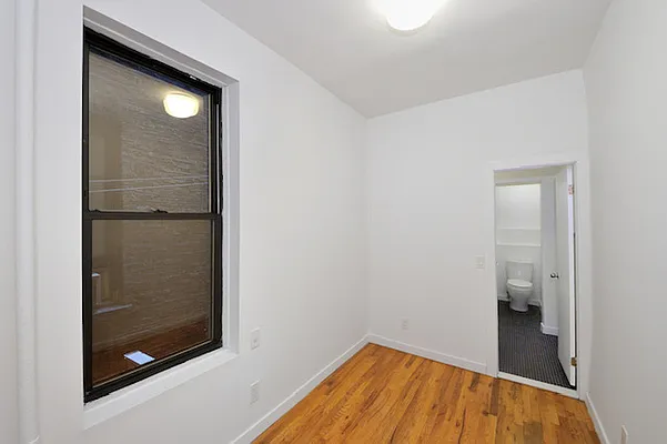 Rented by Aether Property Group | media 17