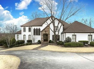 5104 Greystone Way, Birmingham, AL 35242