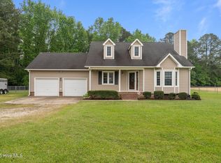 7256 Goldsboro Rd, Wade, NC 28395