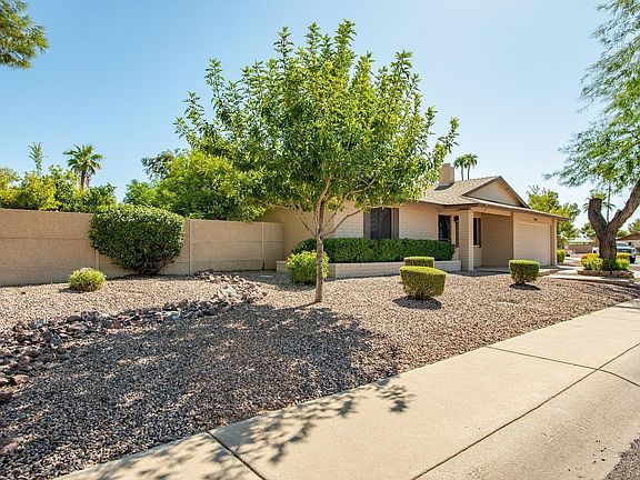 4th image of 4416 W Sandra Cir