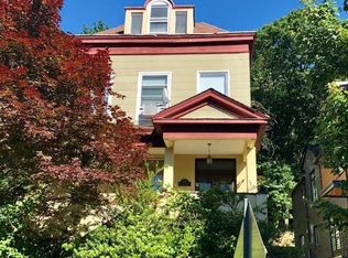 798 Undercliff Ave APT 3, Edgewater, NJ 07020