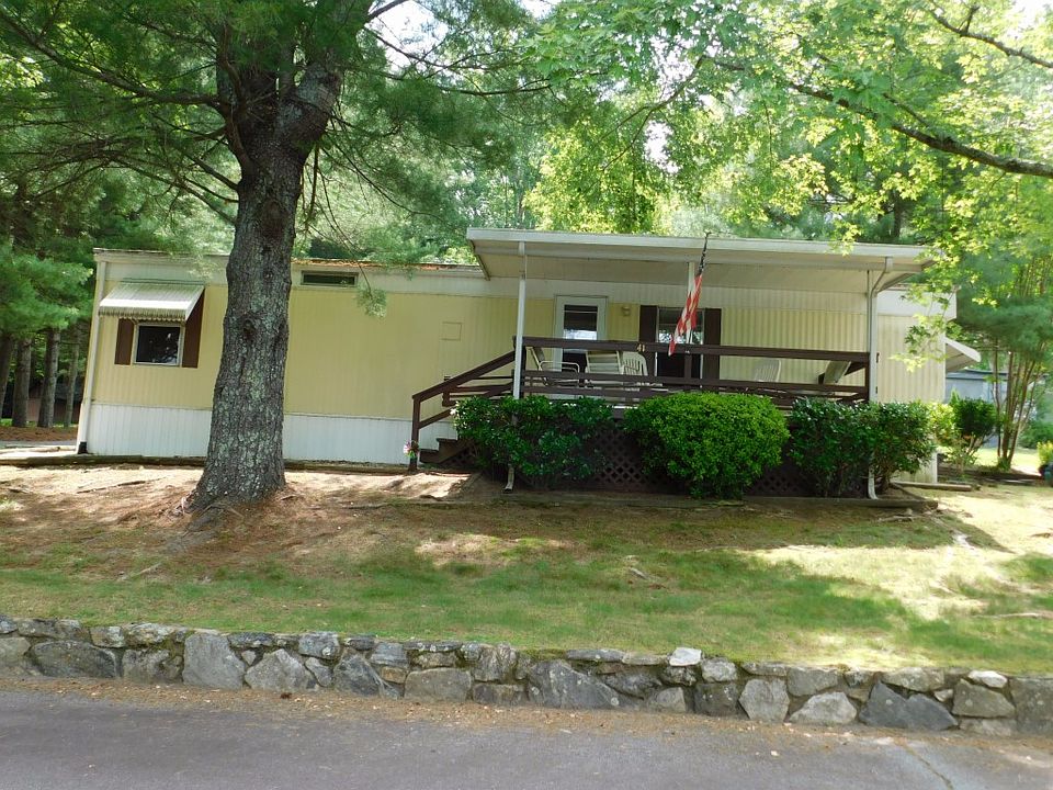 1st image of 41 Center Park Ln