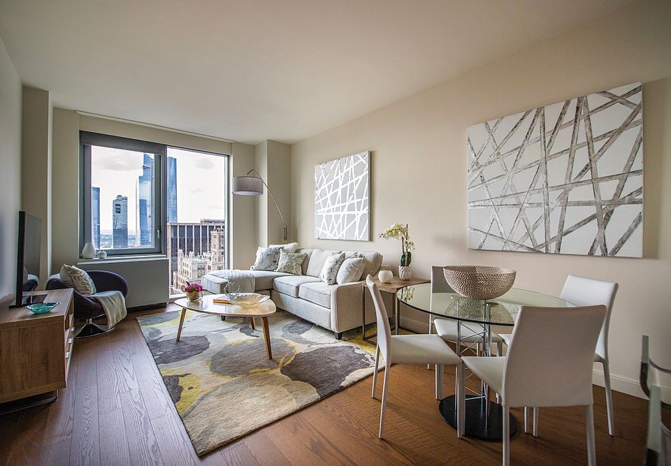 1st image of 100 W 31st St APT 42E
