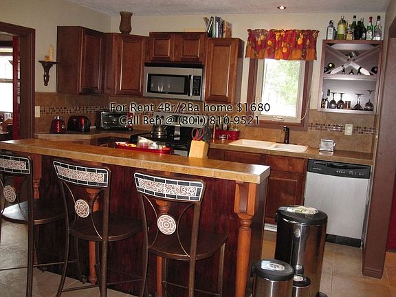 Kitchen 1
