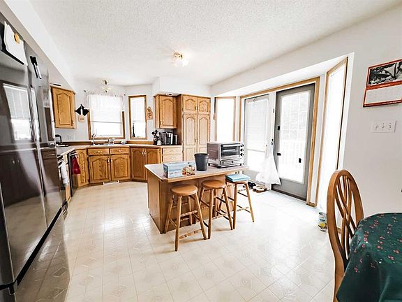 4th image of 10417 N 97th Ave