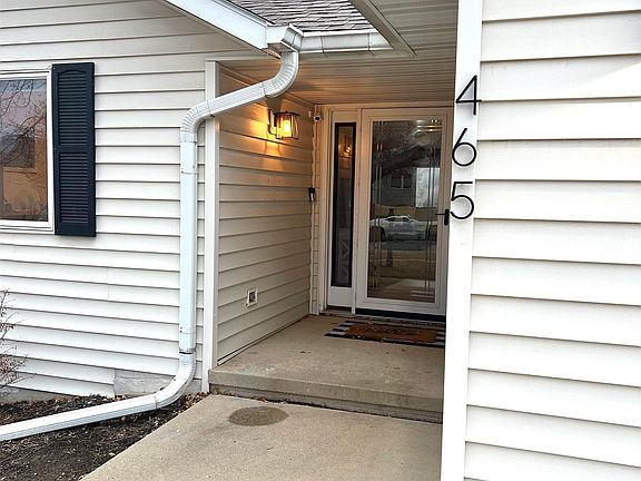 2nd image of 465 14th St SE
