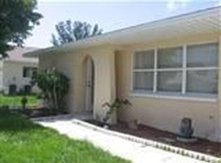 1909 SE 8th Ter, Cape Coral, FL 33990