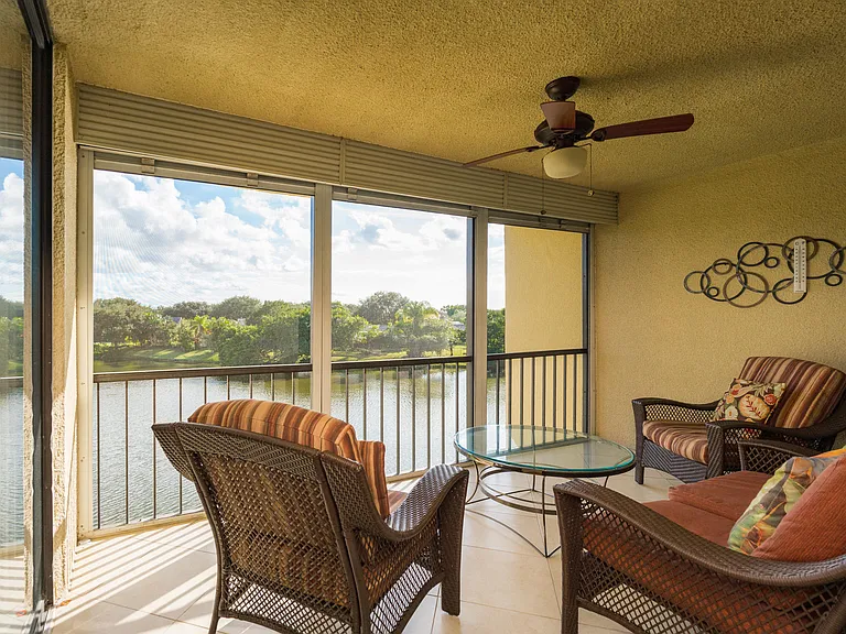 5188 Woodland Lakes Dr #335 — Photo 21