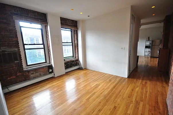 Rented by Mark David | media 28