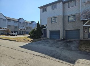 589 Beechwood Dr #43, Waterloo, ON N2T2K9