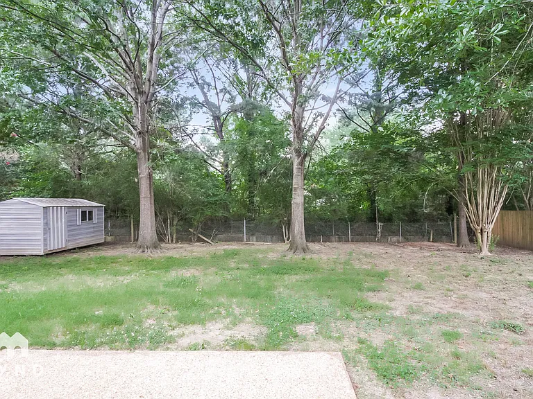 6868 Rockbrook Dr — Photo 15