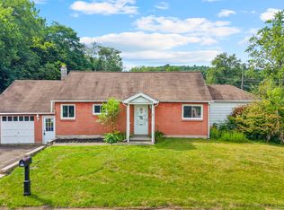 2529 Aldrich Dr #1, Vestal, NY 13850